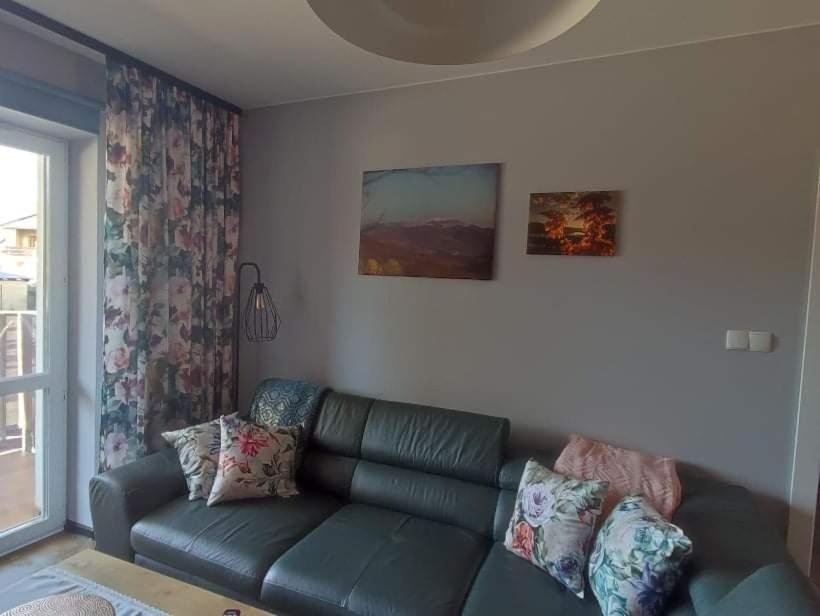 Lux Apartament Odkryj - Bieszczady ウストシキ・ドルネ エクステリア 写真